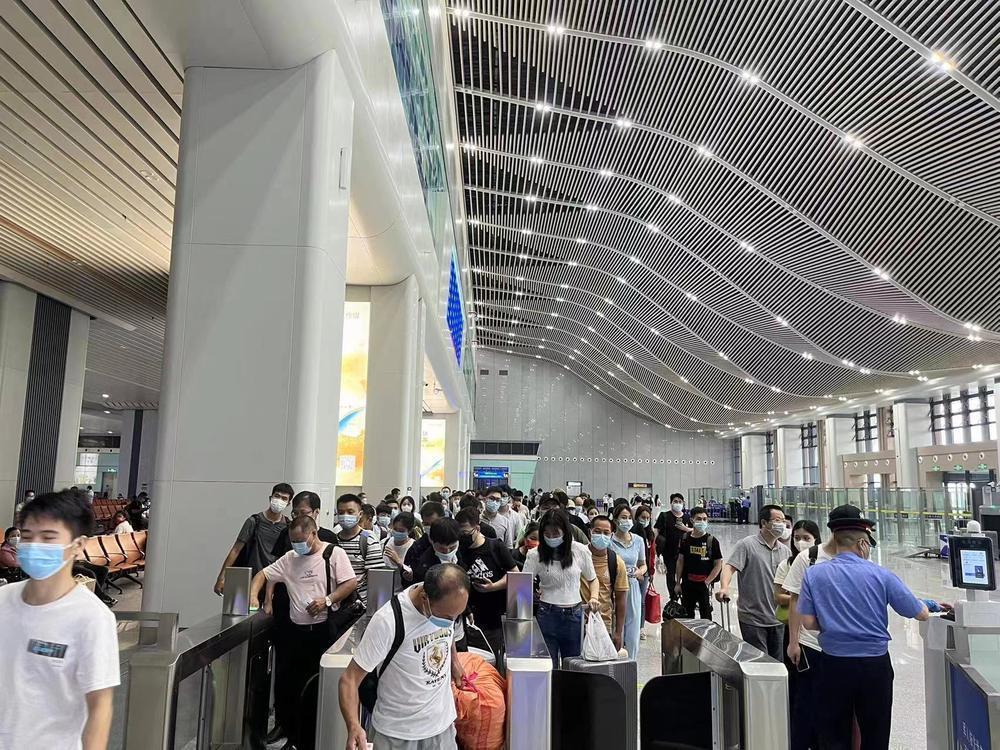 虎门站深圳北站包车接送