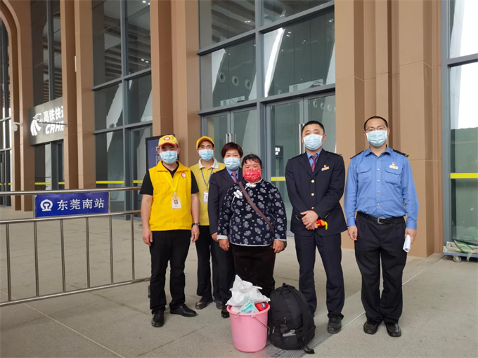 虎门站东莞东包车接送